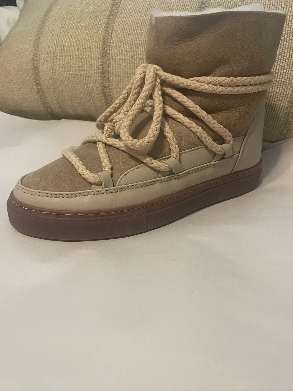 Inuikii Shearling Rope Lace Up Snow Boots NWT Beige Taupe Tan EU 38 US 7.5 8